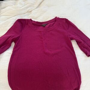 Banana Republic Ribbed Tee Magenta Excellent Condition Size M